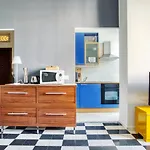 Апартаменты Joivy Stylish Flat In Porta Genova *